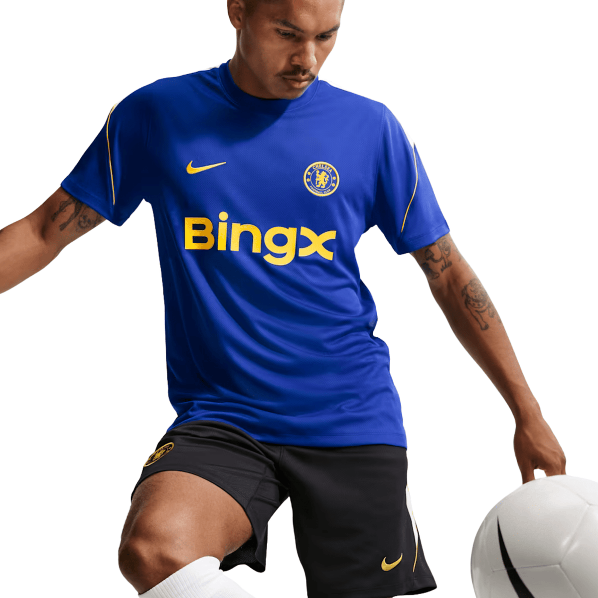 Nike Chelsea Strike Jersey 26/27 (Bright Royal/Gold) | SoccerWearhouse