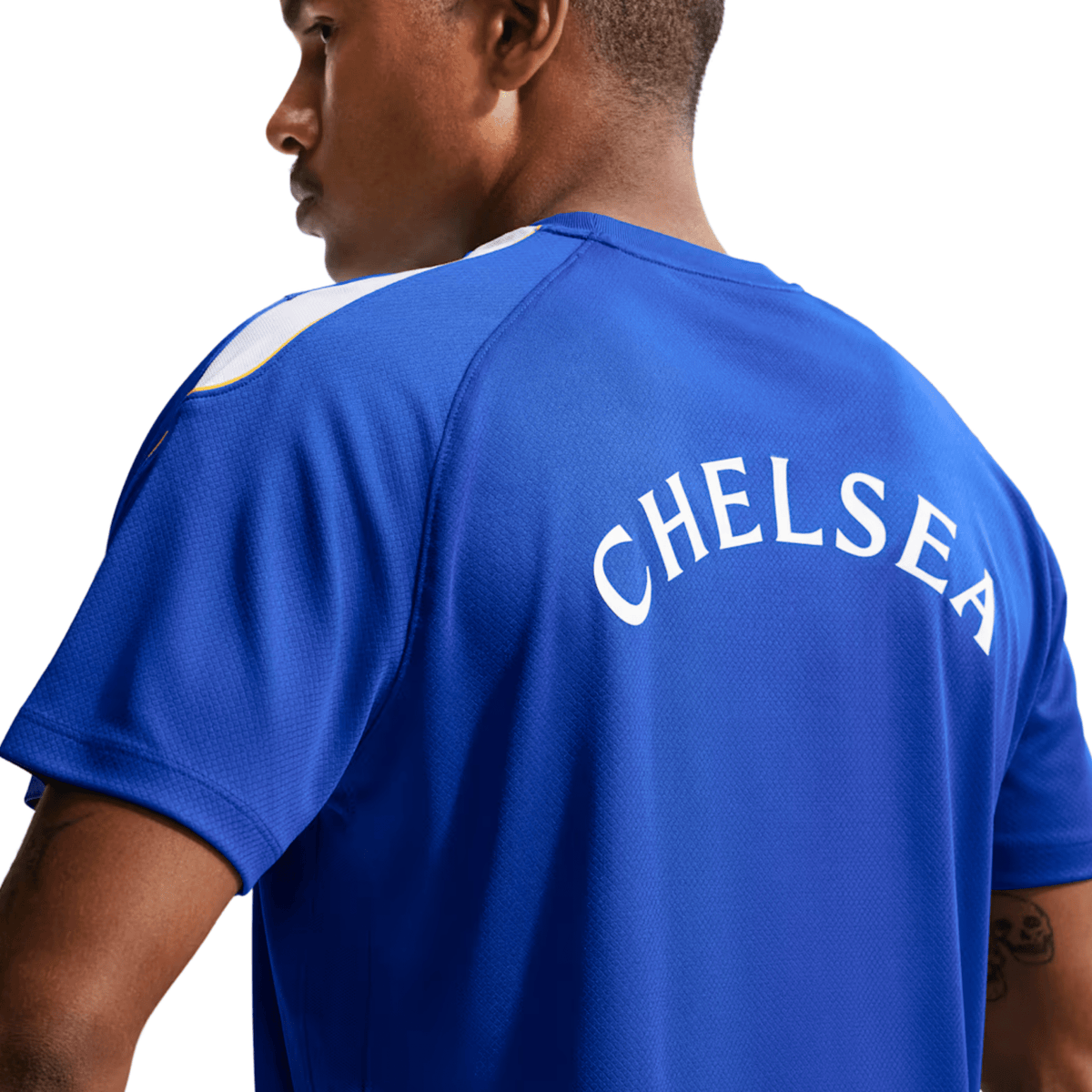 Nike Chelsea Strike Jersey 26/27 (Bright Royal/Gold) | SoccerWearhouse