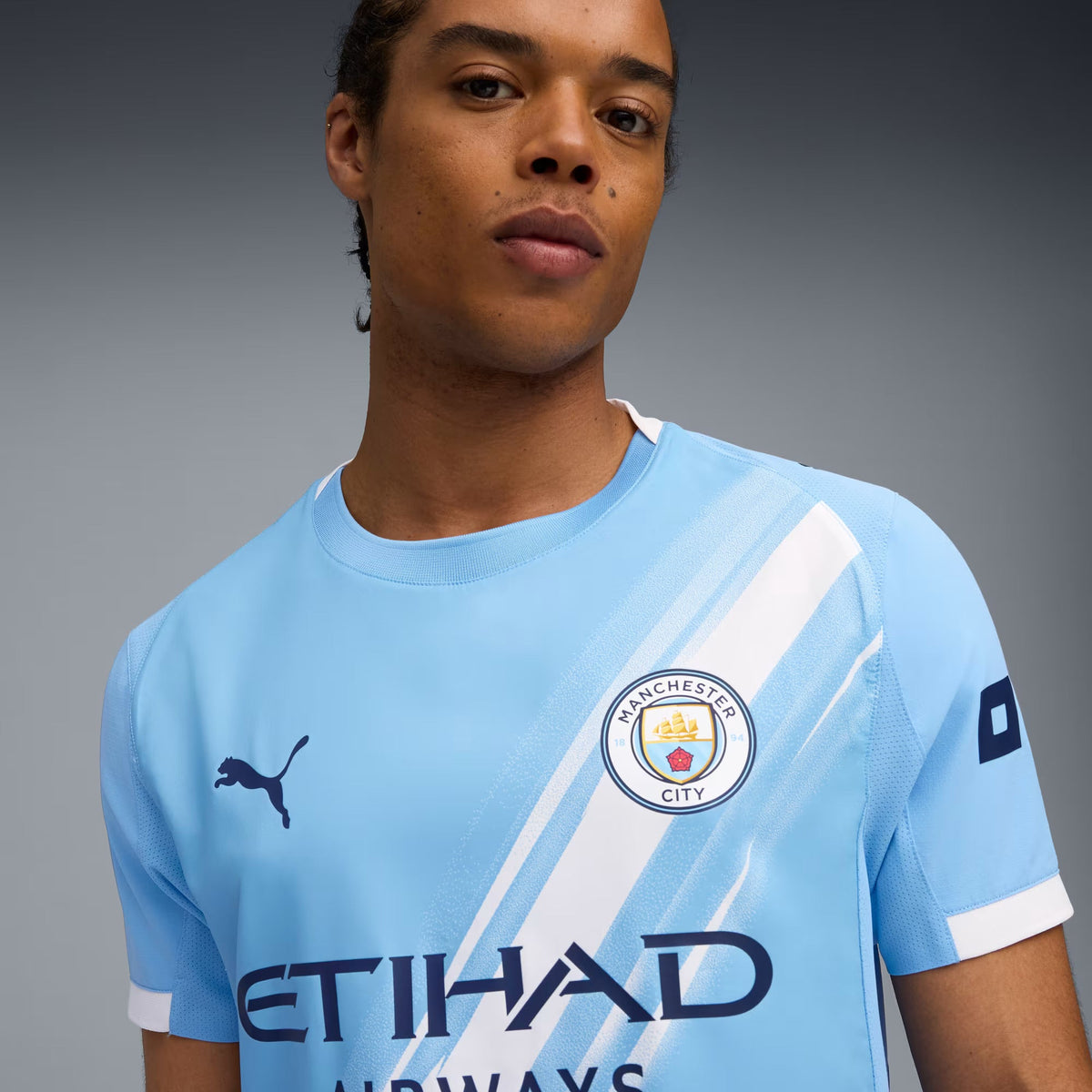 Puma Manchester City Authentic Home Jersey w/ Cub World Cup Patches 25/26 (Team Light Blue/White) | SoccerWearhouse
