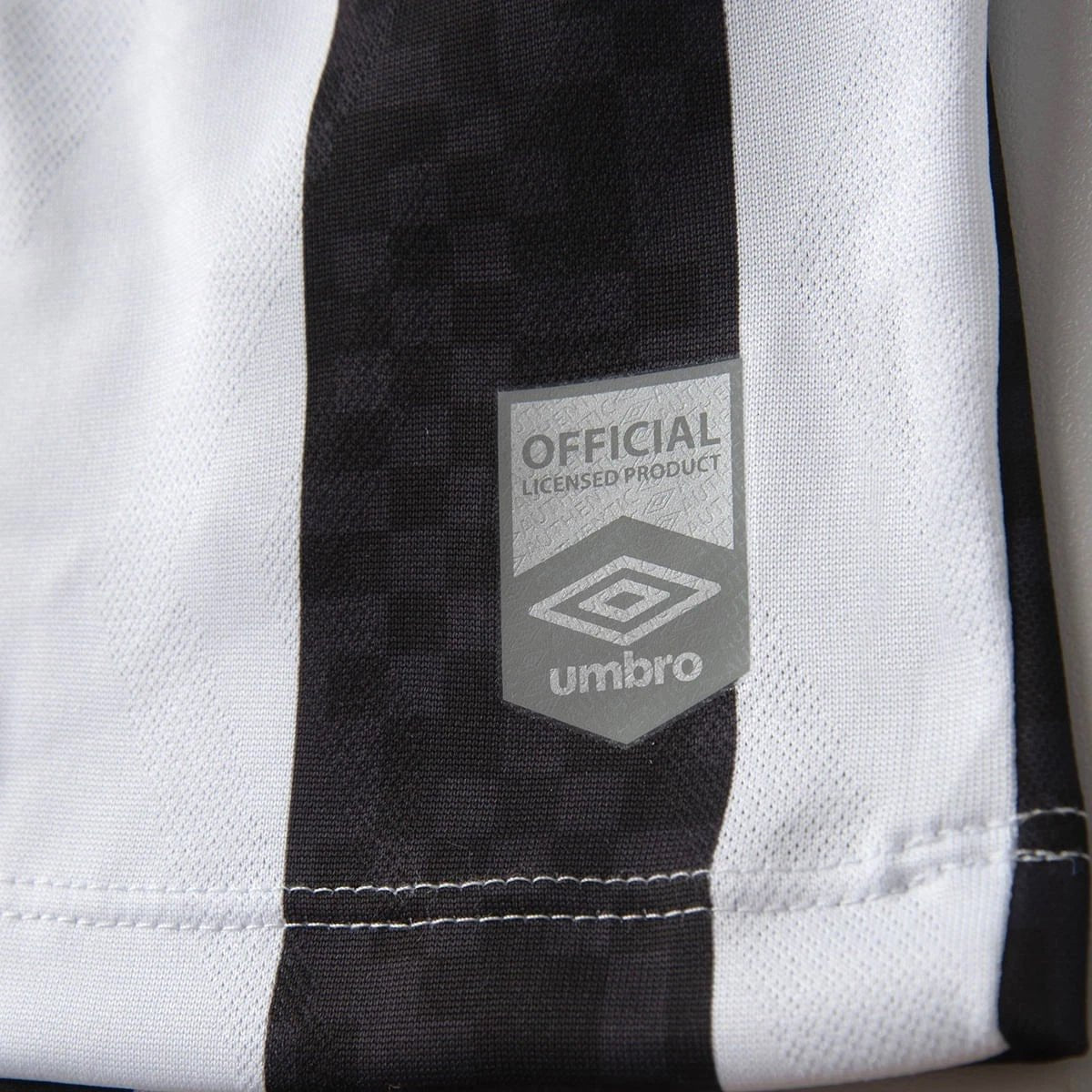 Umbro Men's Santos FC Away Jersey 25/26 (Black/White) | SoccerWearhouse